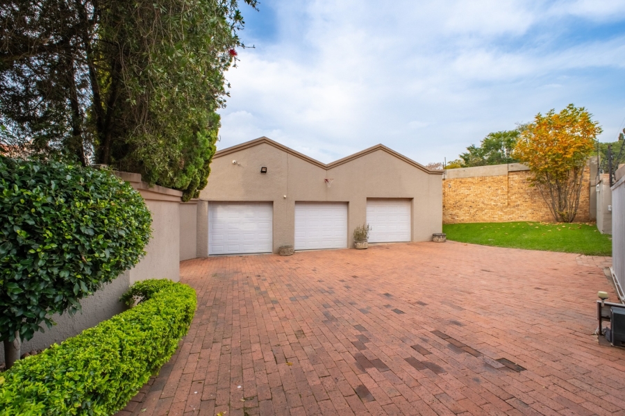 4 Bedroom Property for Sale in Bryanston Gauteng