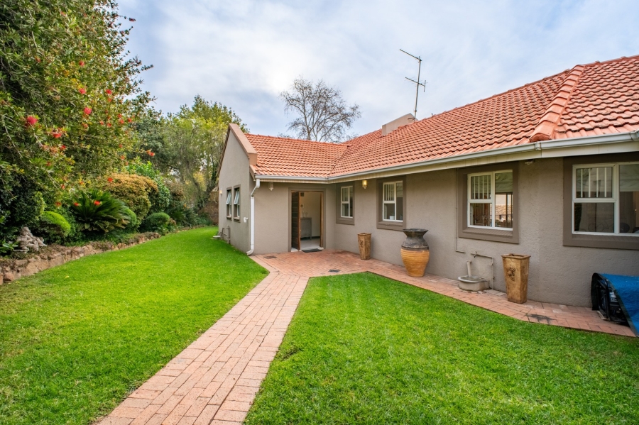 4 Bedroom Property for Sale in Bryanston Gauteng