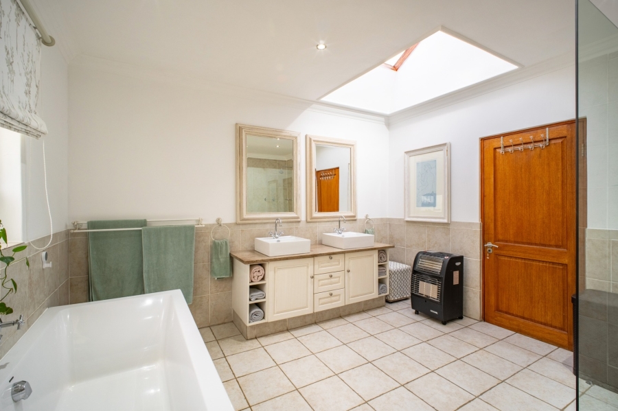 4 Bedroom Property for Sale in Bryanston Gauteng