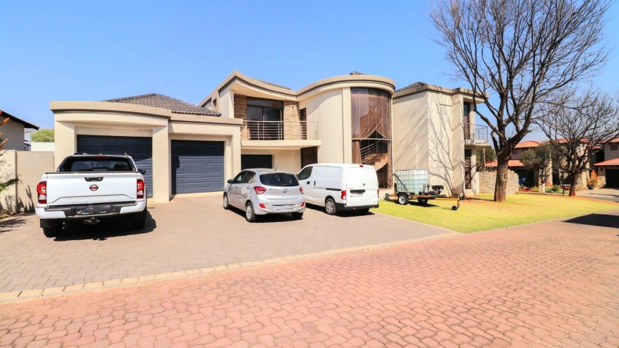 3 Bedroom Property for Sale in Ebotse Golf Estate Gauteng