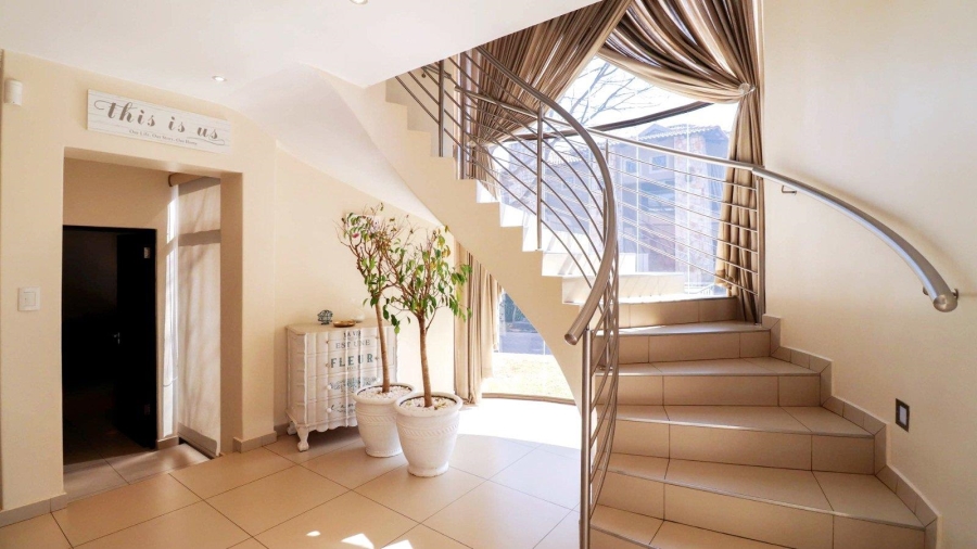 3 Bedroom Property for Sale in Ebotse Golf Estate Gauteng