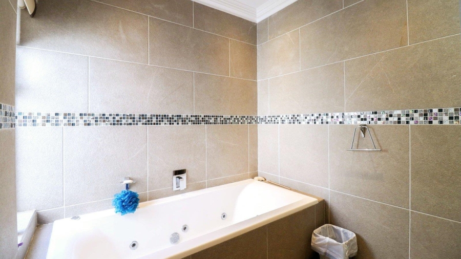 3 Bedroom Property for Sale in Ebotse Golf Estate Gauteng