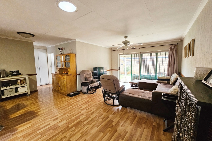 3 Bedroom Property for Sale in Clubview Gauteng