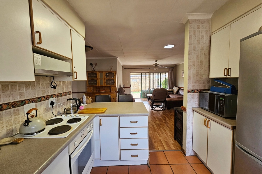 3 Bedroom Property for Sale in Clubview Gauteng
