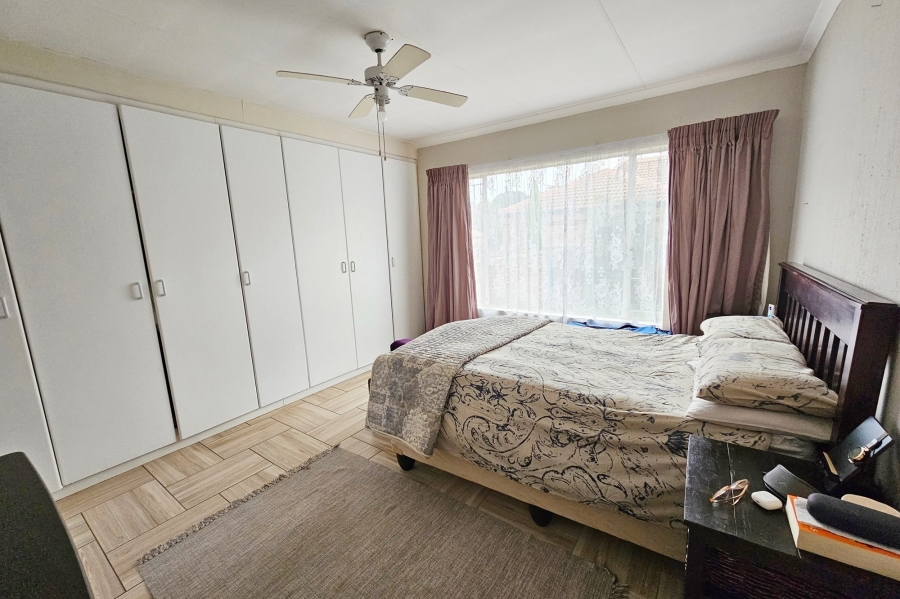 3 Bedroom Property for Sale in Clubview Gauteng