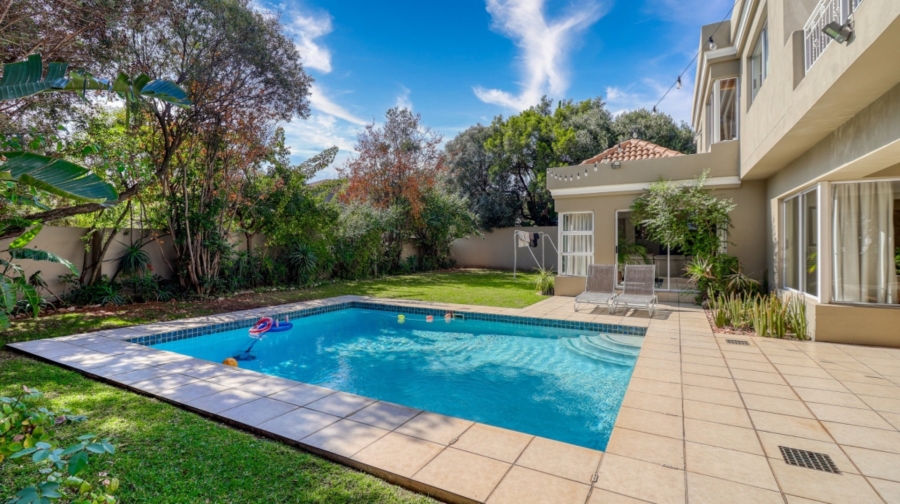 To Let 4 Bedroom Property for Rent in Dainfern Golf Estate Gauteng