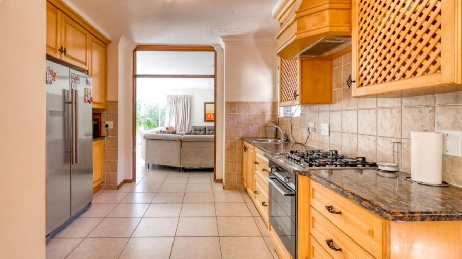 To Let 4 Bedroom Property for Rent in Dainfern Golf Estate Gauteng