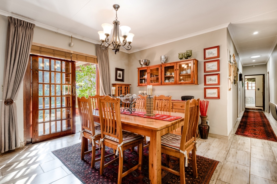 3 Bedroom Property for Sale in Linden Gauteng