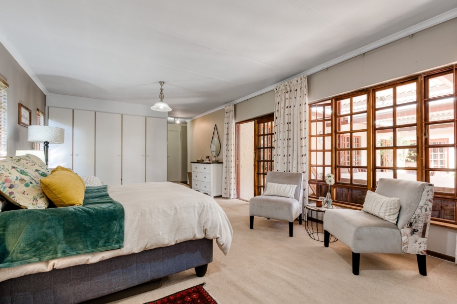 3 Bedroom Property for Sale in Linden Gauteng