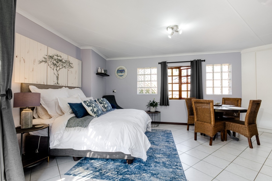 3 Bedroom Property for Sale in Linden Gauteng