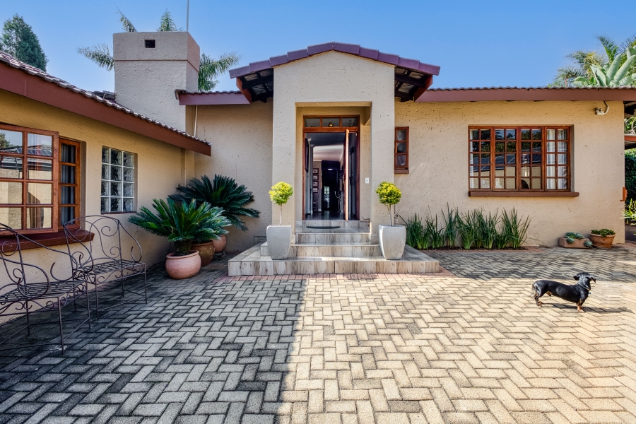 3 Bedroom Property for Sale in Linden Gauteng