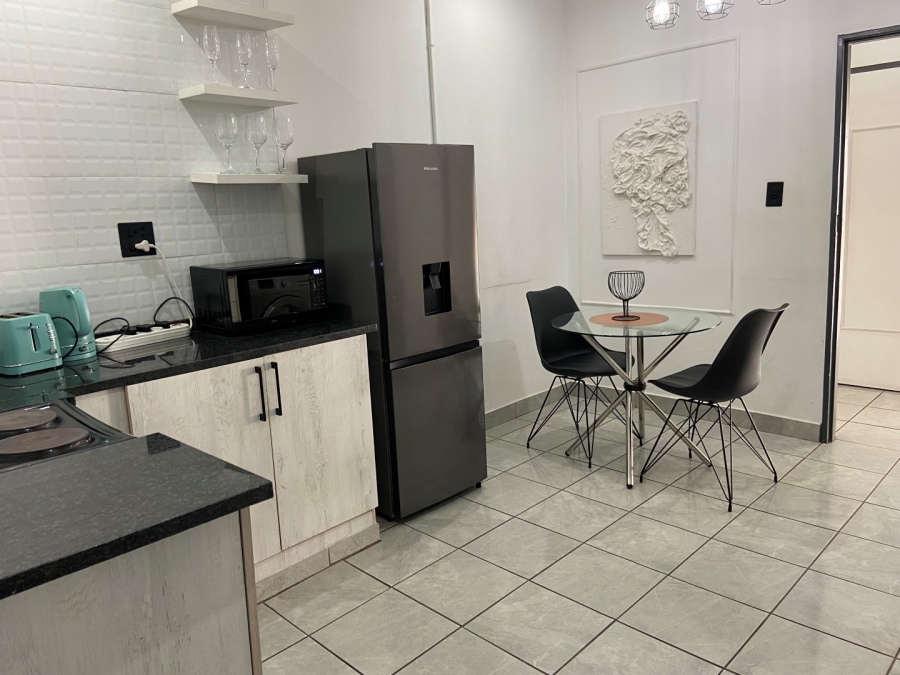 To Let 2 Bedroom Property for Rent in Ferndale Gauteng