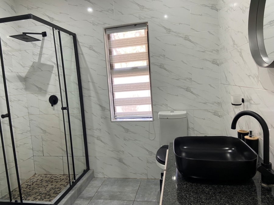 To Let 2 Bedroom Property for Rent in Ferndale Gauteng