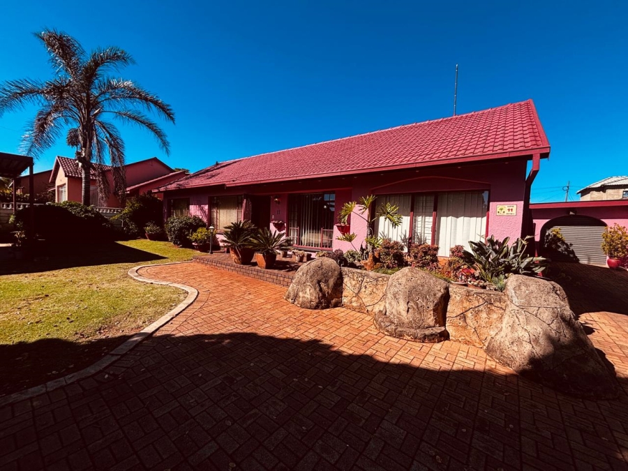 3 Bedroom Property for Sale in Dan Pienaarville Gauteng