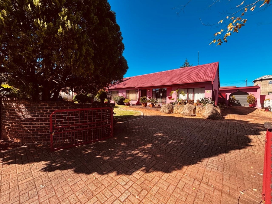 3 Bedroom Property for Sale in Dan Pienaarville Gauteng