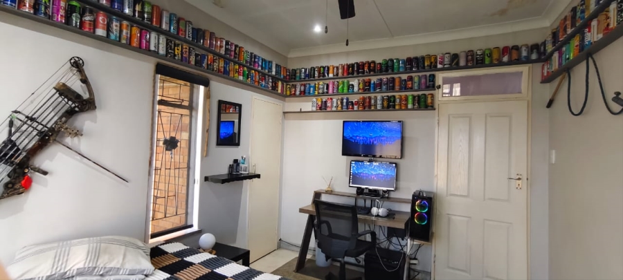 3 Bedroom Property for Sale in Casseldale Gauteng