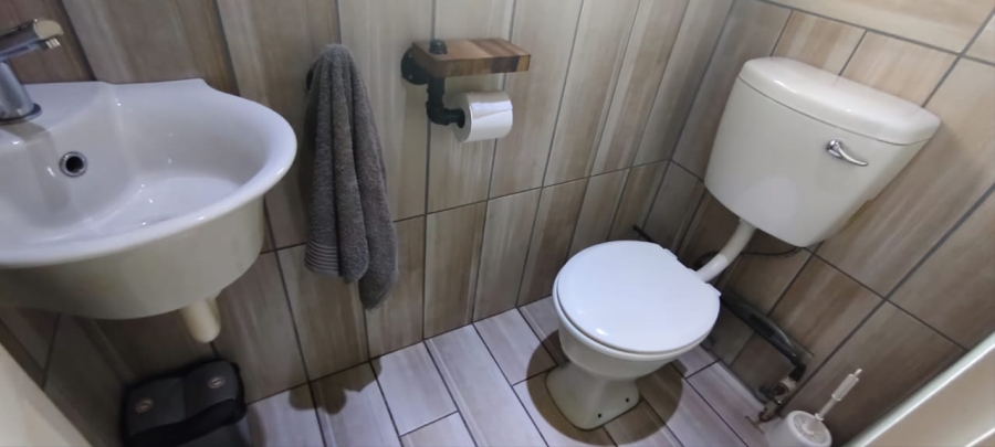 3 Bedroom Property for Sale in Casseldale Gauteng