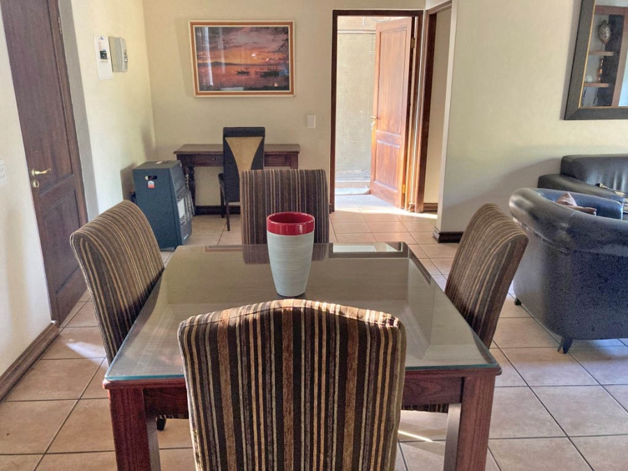 To Let 2 Bedroom Property for Rent in Melrose Gauteng