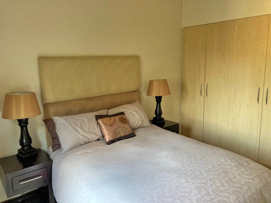 To Let 2 Bedroom Property for Rent in Melrose Gauteng