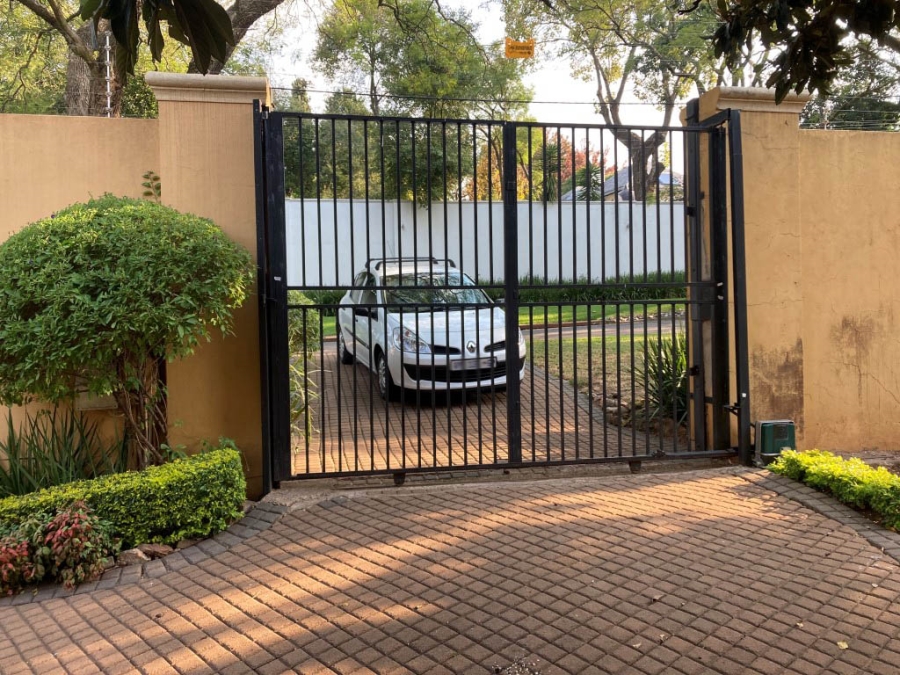 To Let 2 Bedroom Property for Rent in Melrose Gauteng