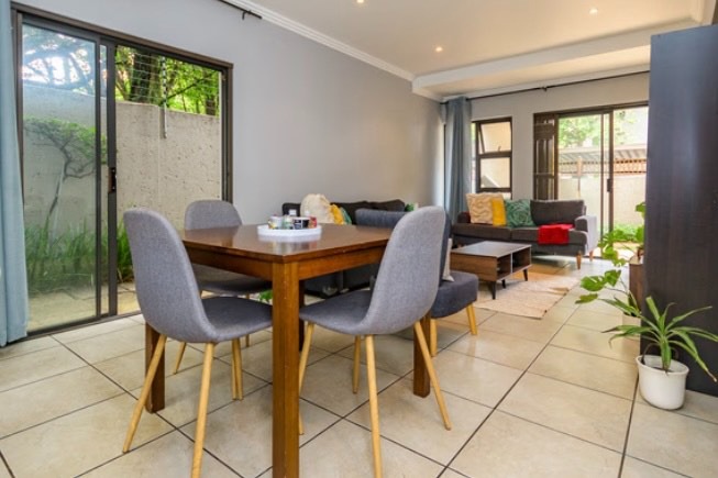 To Let 2 Bedroom Property for Rent in Sandown Gauteng