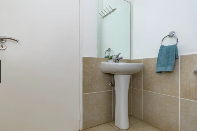 To Let 2 Bedroom Property for Rent in Sandown Gauteng