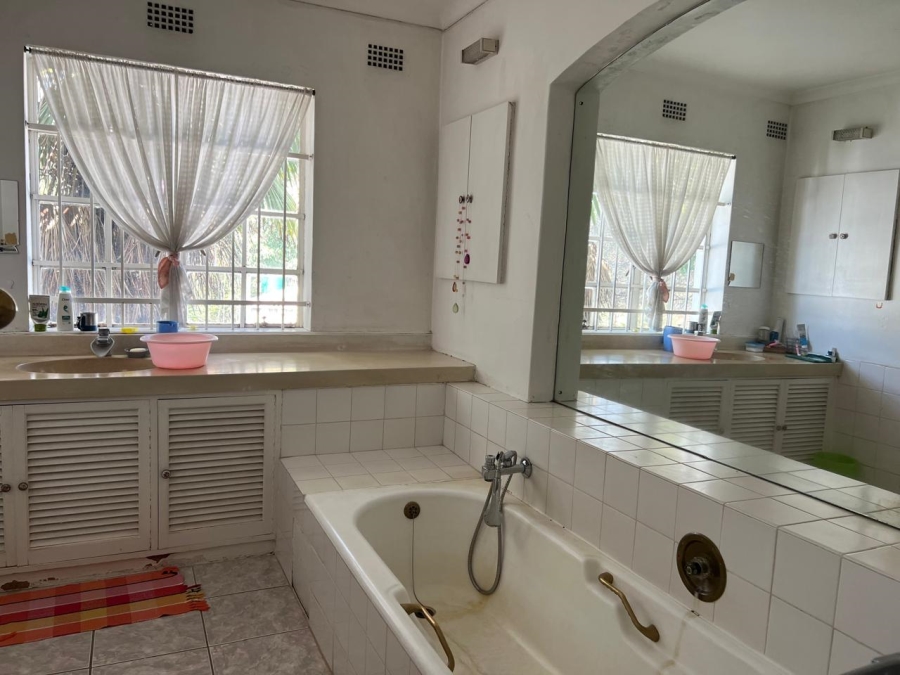 4 Bedroom Property for Sale in Knoppieslaagte Gauteng