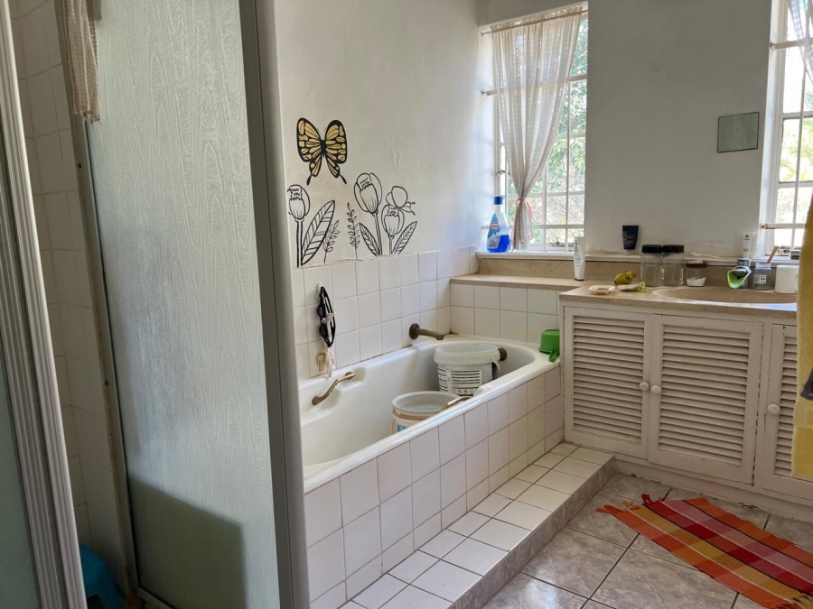 4 Bedroom Property for Sale in Knoppieslaagte Gauteng