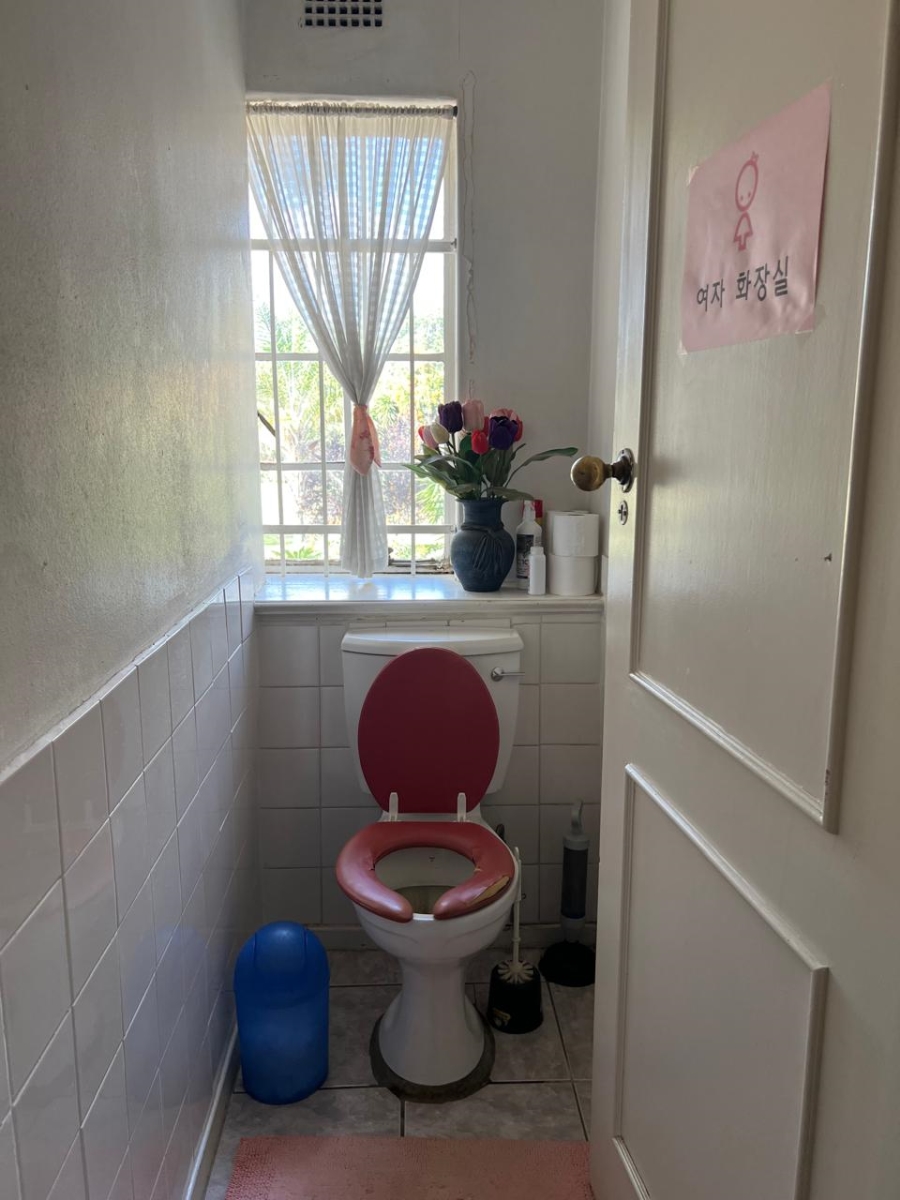 4 Bedroom Property for Sale in Knoppieslaagte Gauteng