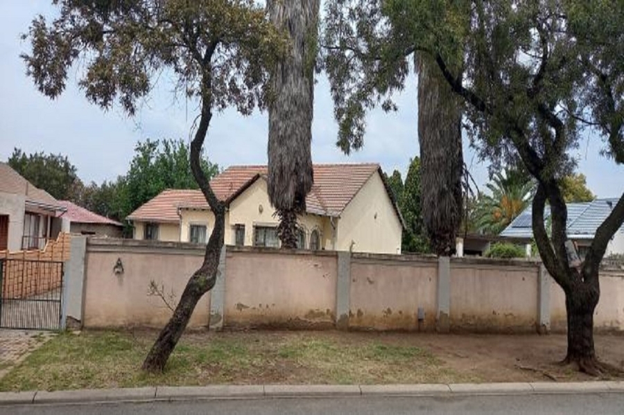 4 Bedroom Property for Sale in Mayberry Park Gauteng