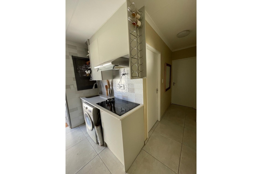To Let 3 Bedroom Property for Rent in Kya Sands Gauteng