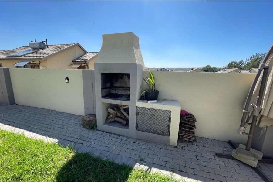 To Let 3 Bedroom Property for Rent in Kya Sands Gauteng