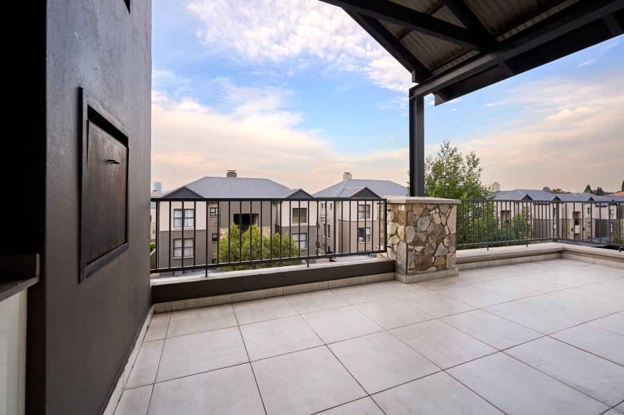 2 Bedroom Property for Sale in The Polofields Gauteng