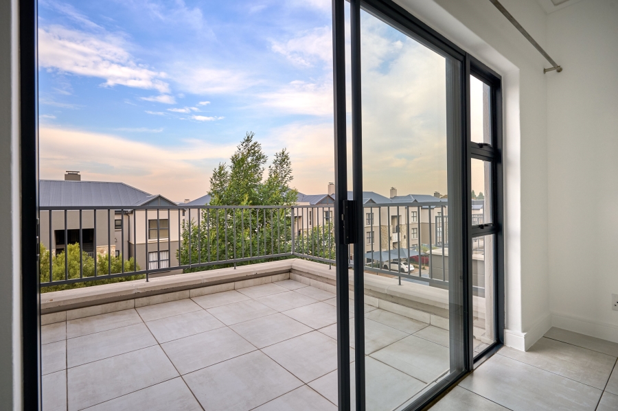 2 Bedroom Property for Sale in The Polofields Gauteng