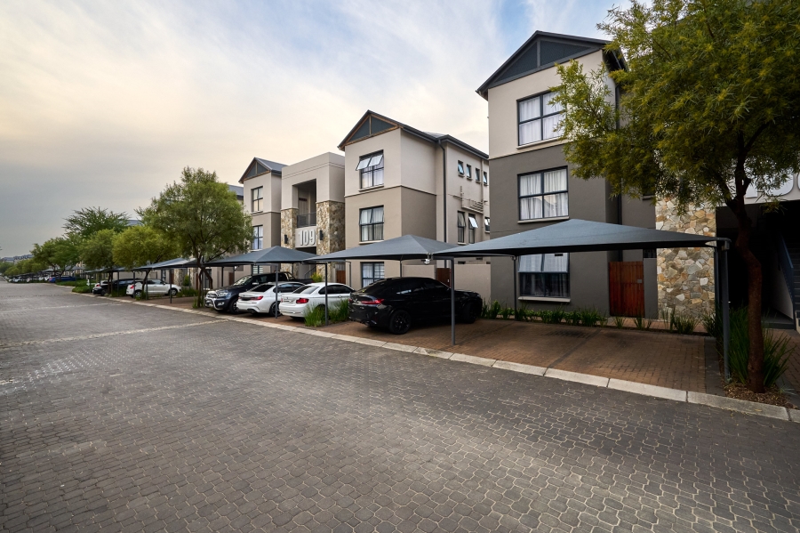 2 Bedroom Property for Sale in The Polofields Gauteng
