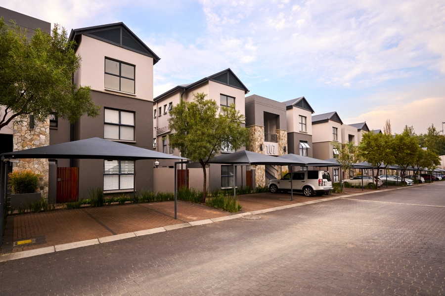 2 Bedroom Property for Sale in The Polofields Gauteng