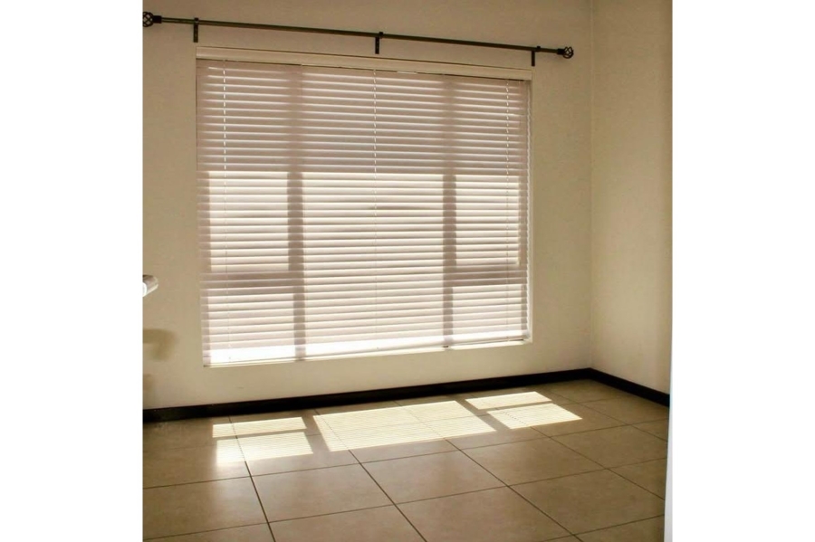 To Let 2 Bedroom Property for Rent in Lonehill Gauteng