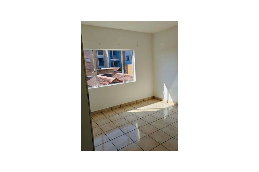 2 Bedroom Property for Sale in Vorna Valley Gauteng