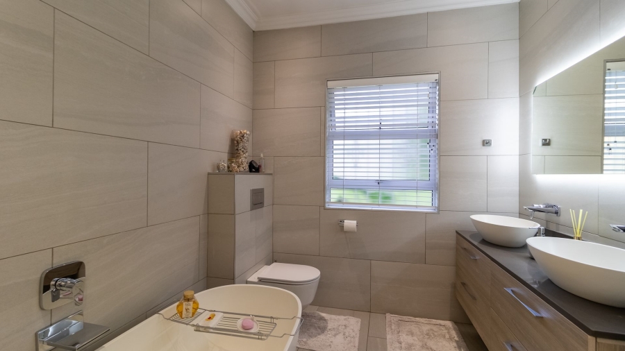 4 Bedroom Property for Sale in Bedfordview Gauteng