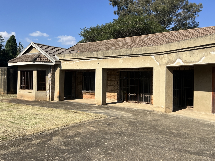 4 Bedroom Property for Sale in Bedfordview Gauteng