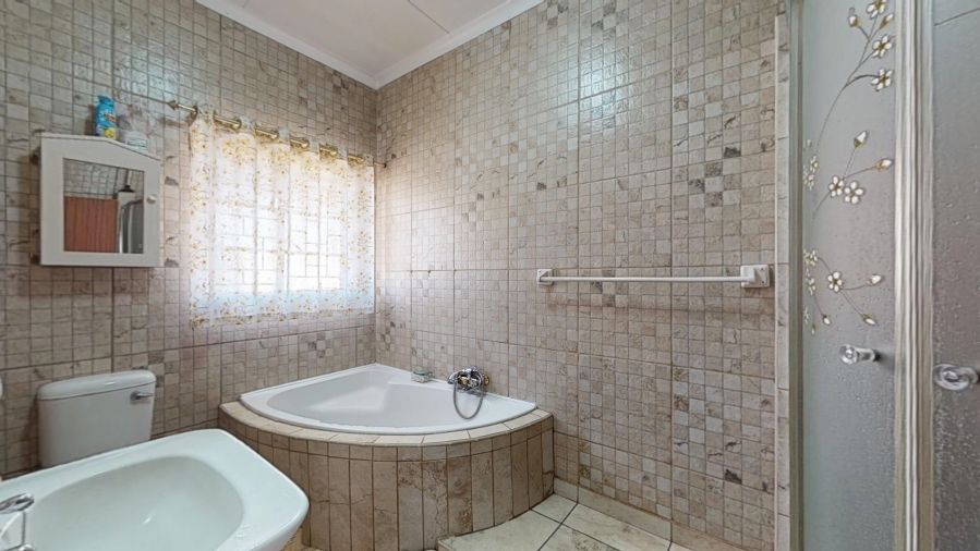 3 Bedroom Property for Sale in Ravensklip Gauteng