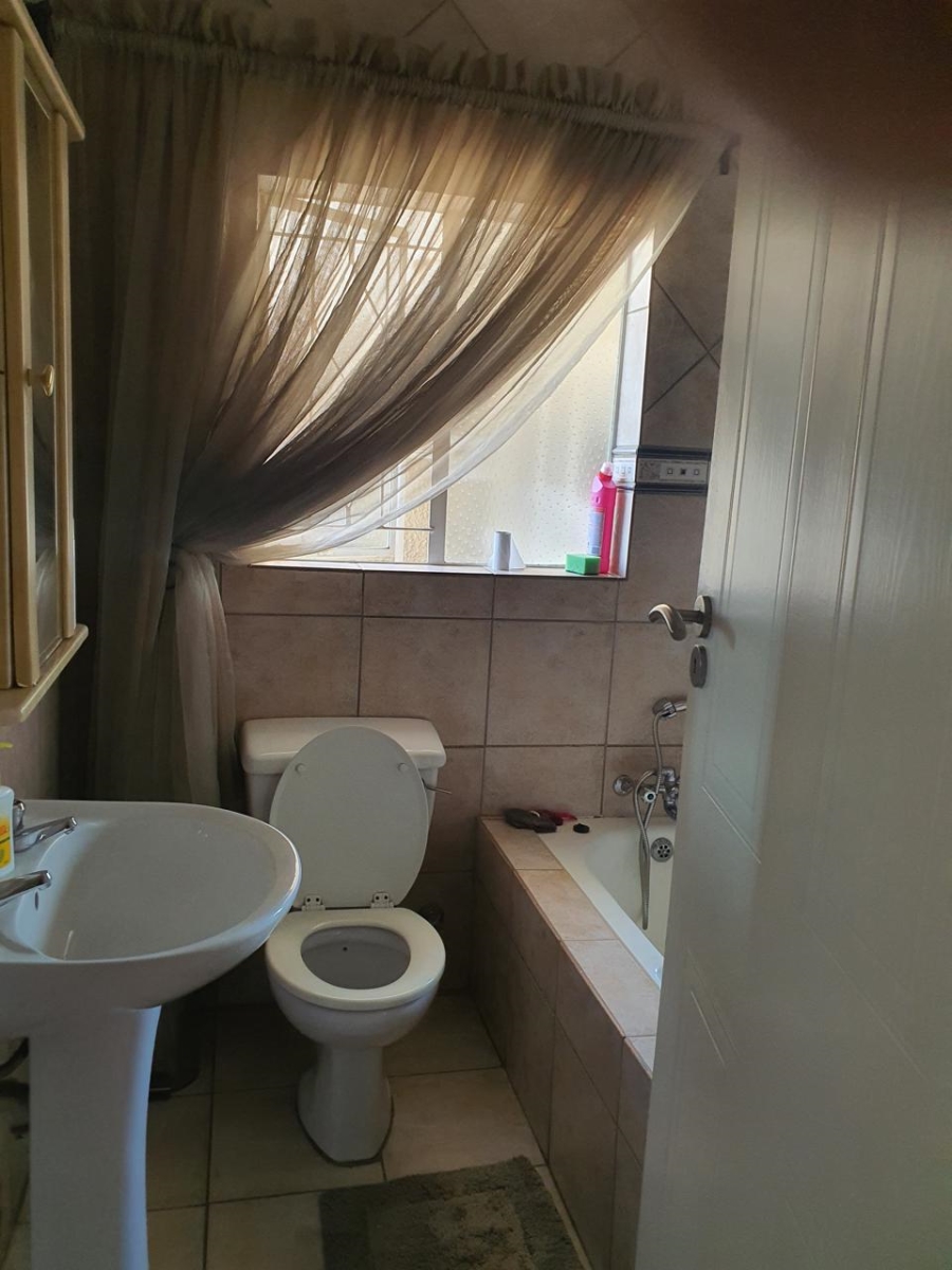 4 Bedroom Property for Sale in Witfield Gauteng
