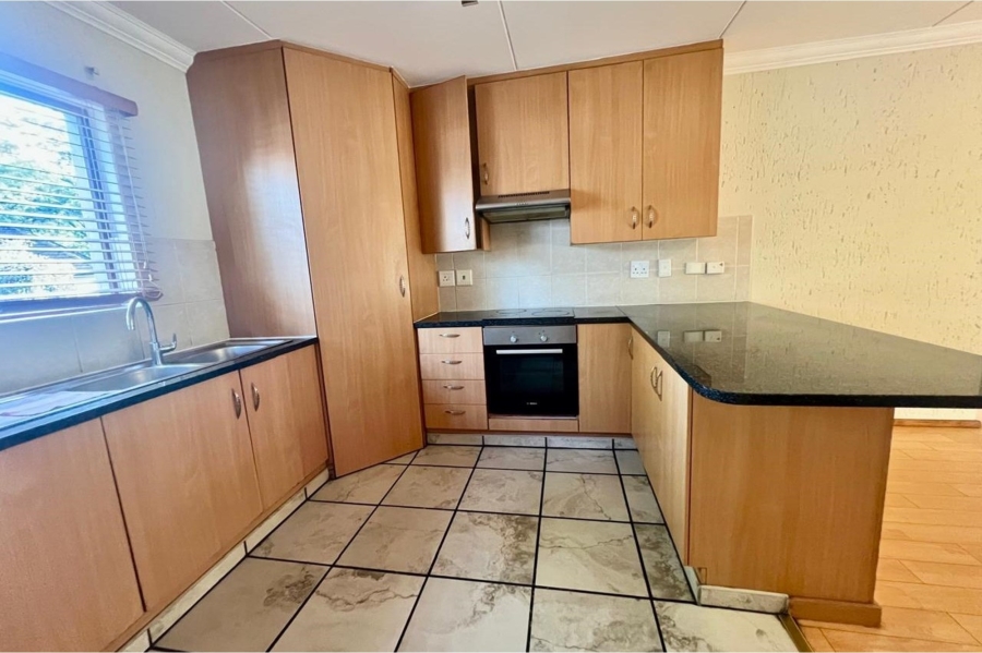 2 Bedroom Property for Sale in Paulshof Gauteng