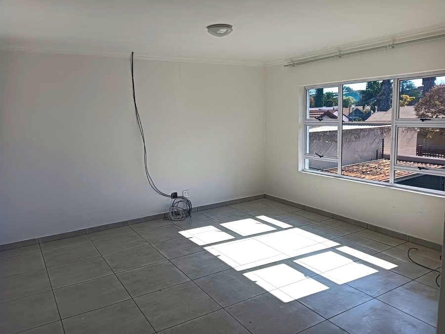 To Let 7 Bedroom Property for Rent in Terenure Gauteng
