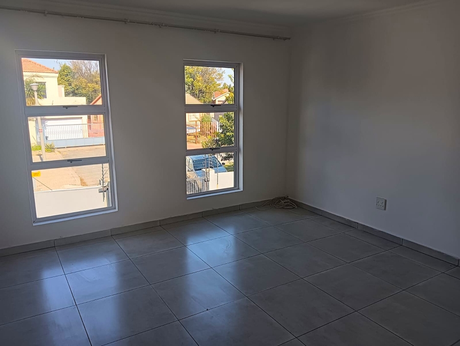 To Let 7 Bedroom Property for Rent in Terenure Gauteng