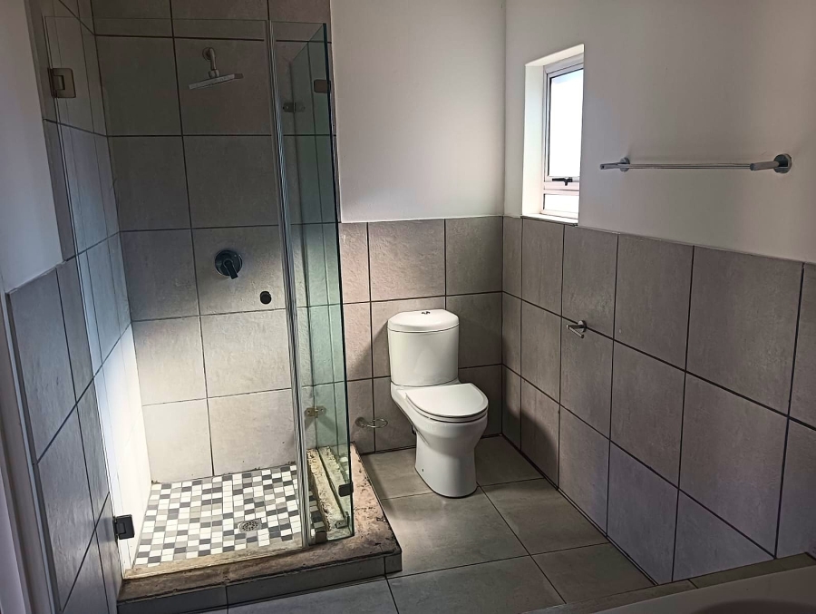 To Let 7 Bedroom Property for Rent in Terenure Gauteng