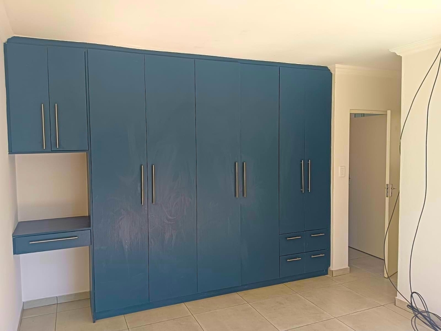 To Let 7 Bedroom Property for Rent in Terenure Gauteng