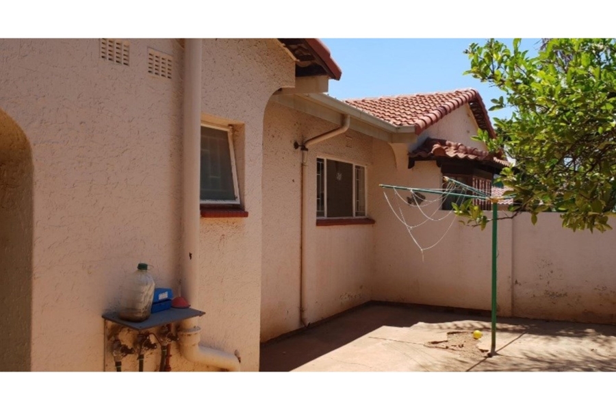 0 Bedroom Property for Sale in Birch Acres Gauteng