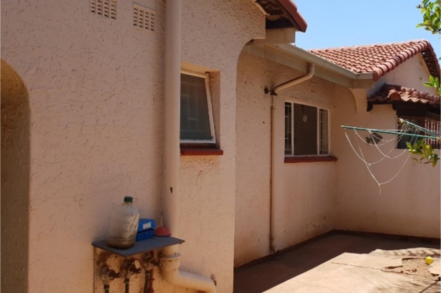 0 Bedroom Property for Sale in Birch Acres Gauteng