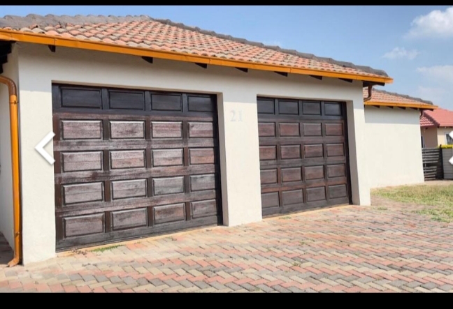 3 Bedroom Property for Sale in The Orchards Gauteng